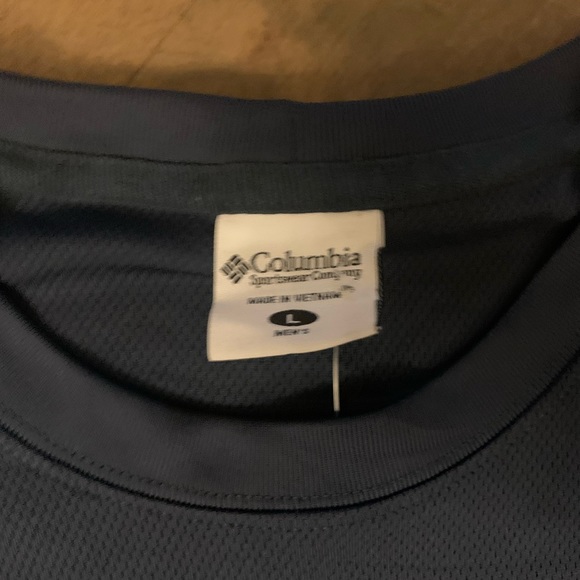 XL Columbia Tech Tee - Picture 2 of 2